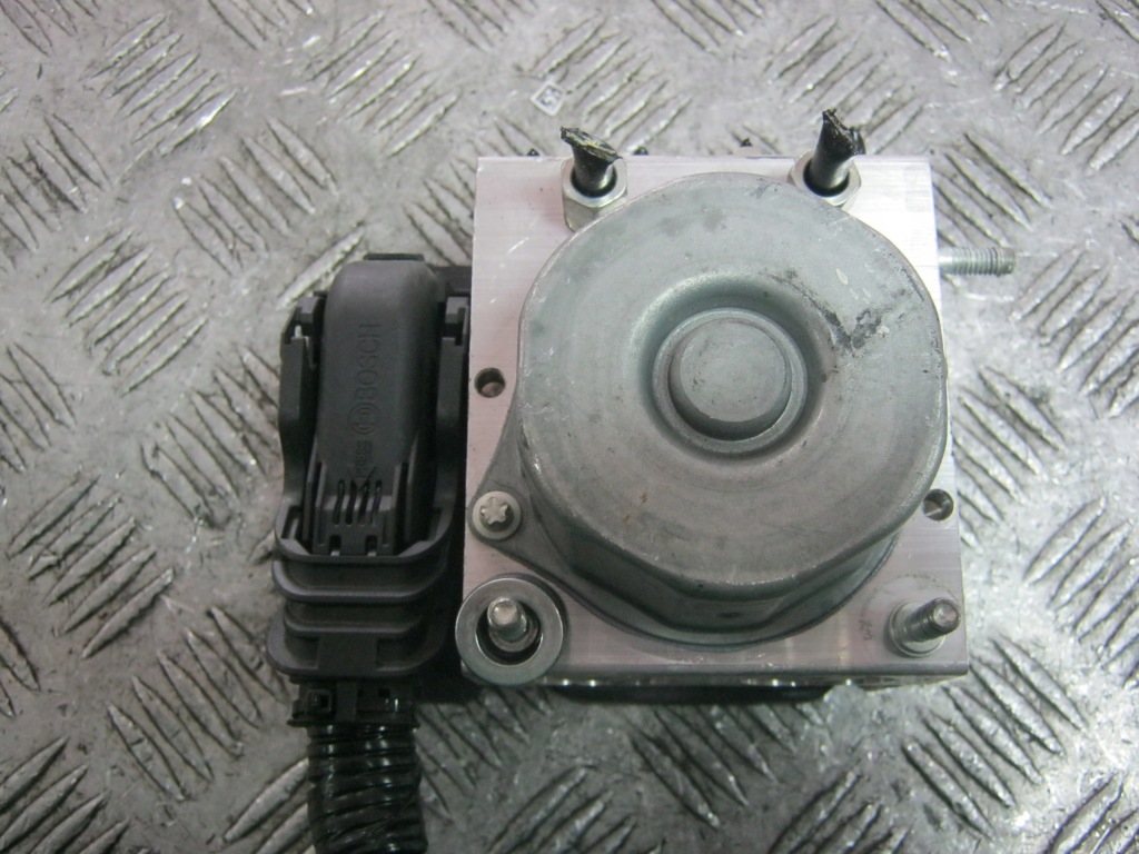 фото №1, Насос abs 476604cb0a nissan x-trail