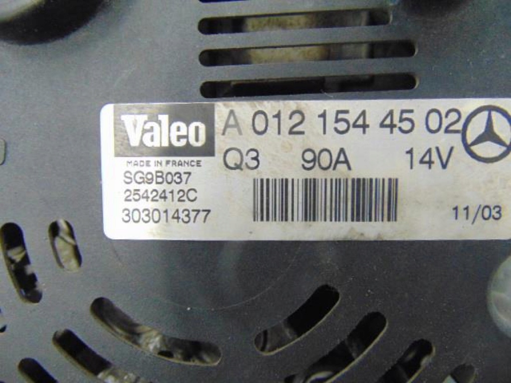 Mercedes w168 1.4b генератор a0121544502 Зі Шроту