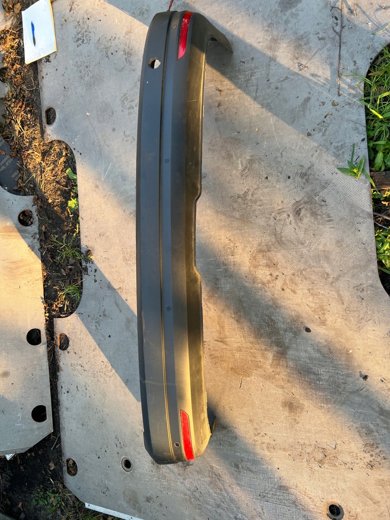 фото №1, Бампер задня задній 4x pdc vw caddy 2k5 структура