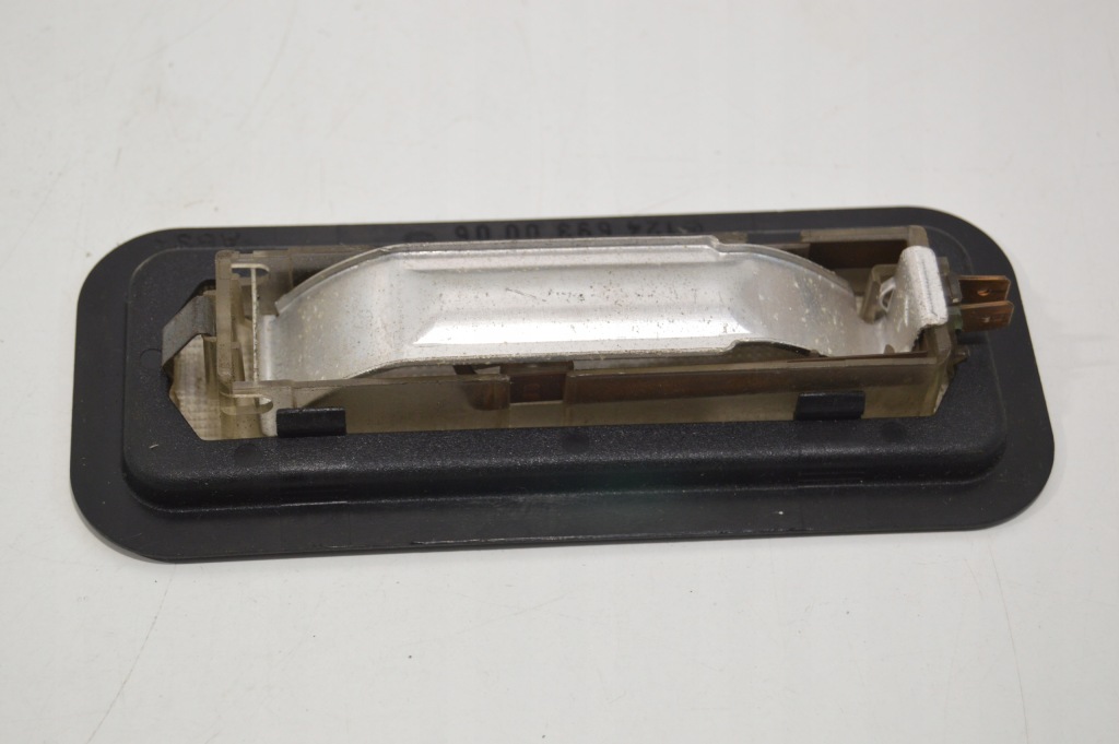 Рамка лампа багажника mercedes w124 e-klasa cabrio 1246930006 1248201501 Недорого