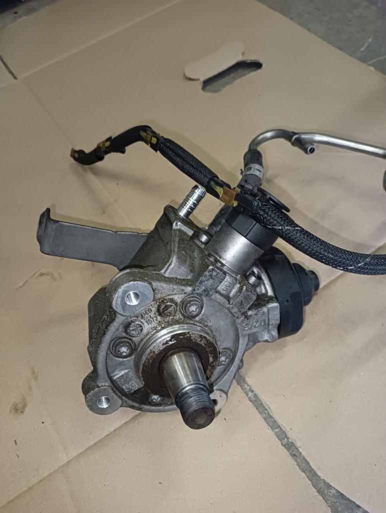 Система топливный vw audi skoda seat 2.0 tdi i 03l125c 0281006074 71122504 Киев