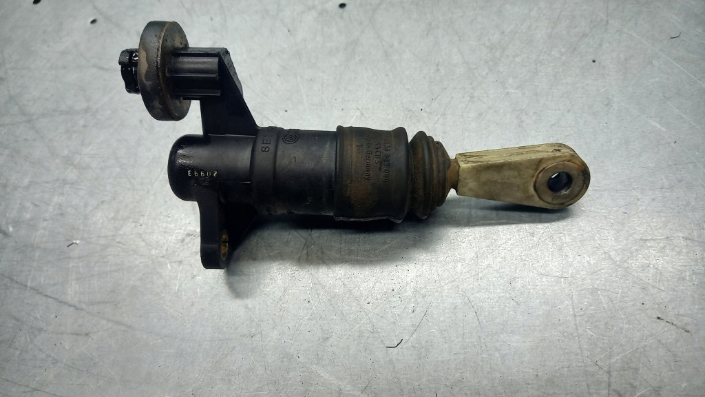 фото №1, Насос сцепления audi a4 b5 1.8t 99r