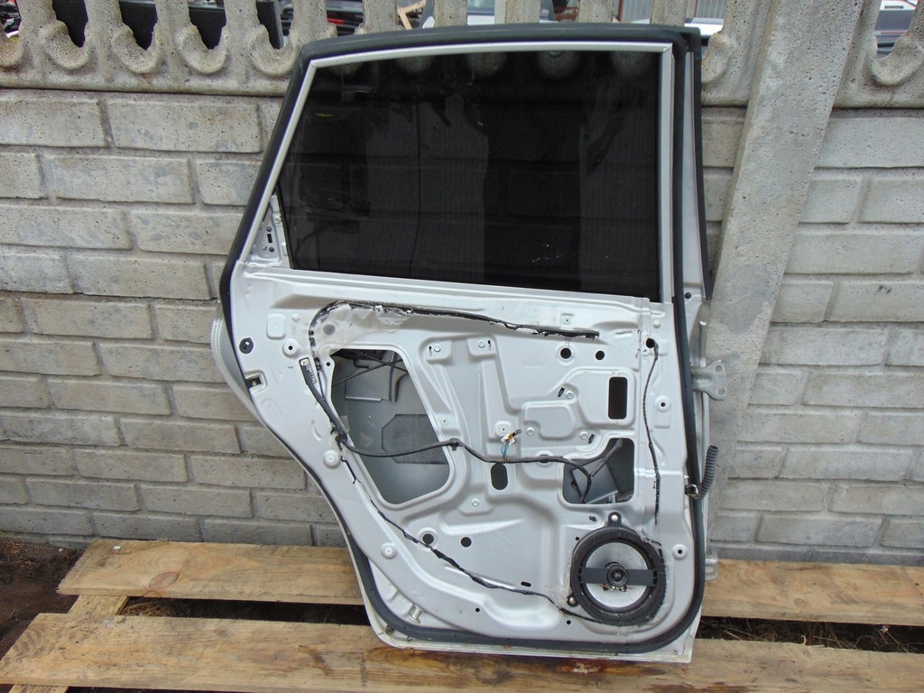 фото №11, Дверь левый задняя subaru impreza iii gh c3s
