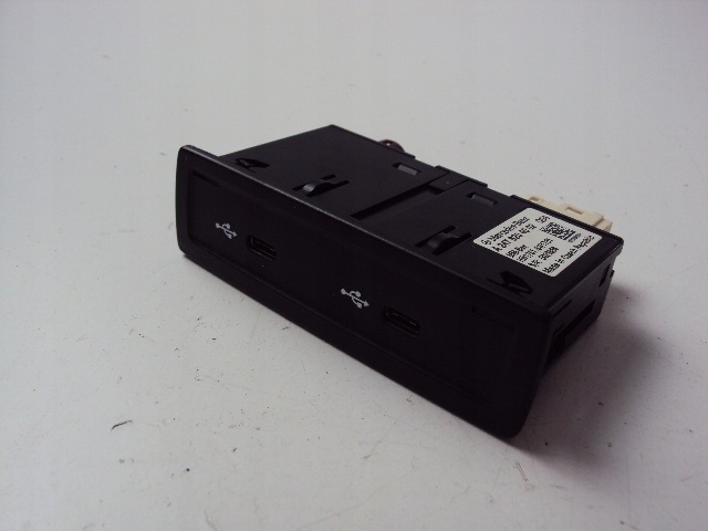 фото №1, Роз'єм port usb mercedes glc coupe x253 lift