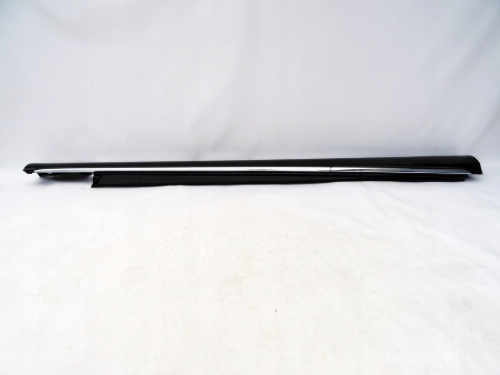 фото №1, Mercedes c w205 молдинг порог pr.775 kmp org.