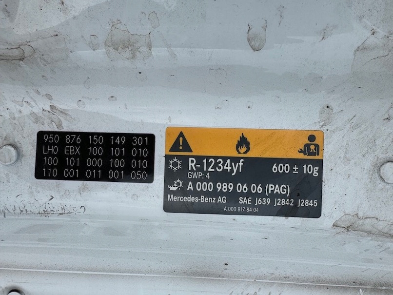 фото №7, Mercedes e-klasa 214 w214 капот b. ładna оригинал