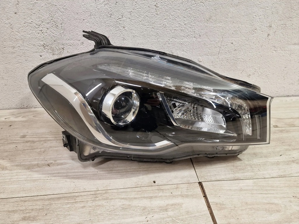 фото №1, Лампа suzuki sx4 s-cross full led правая europa