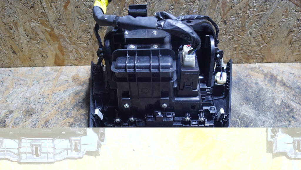 фото №10, Hyundai i40 бардачок переключатель разъём usb aux