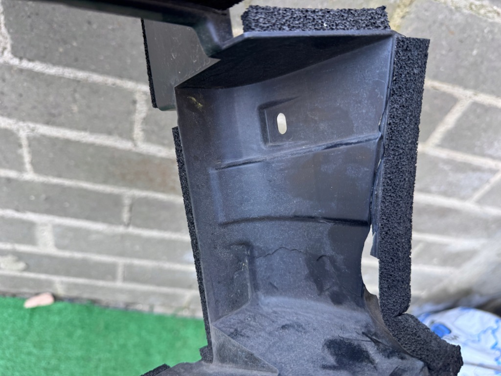 Kia ev9 ev-9 повітропровід повітря eu 29135do000 Київ