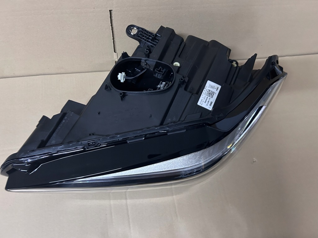 Фара правый  bmw x1 f48 рестайлинг  full led перед передняя Доставка