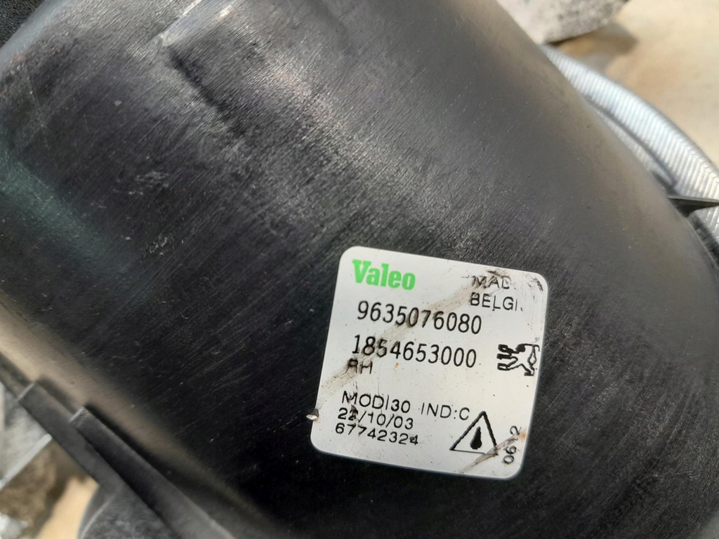 фото №6, Противотуманная фара правый перед peugeot 206 9635076080