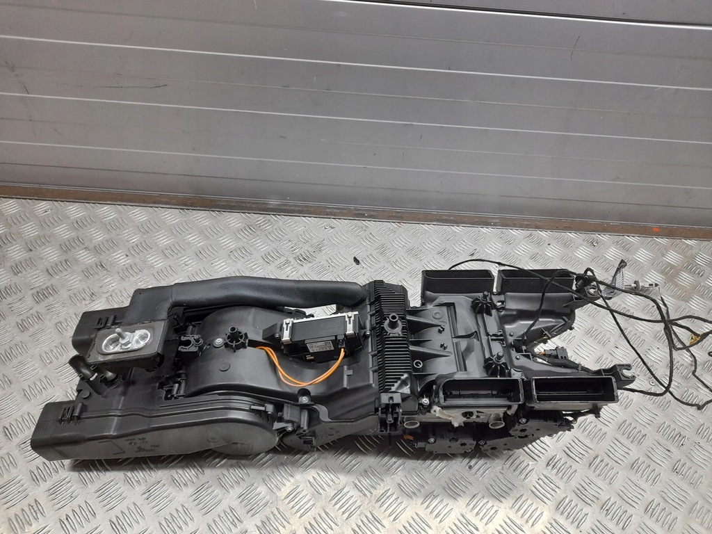 фото №9, Audi a8 s8 d4 4h 4h0820004c с передний отопители