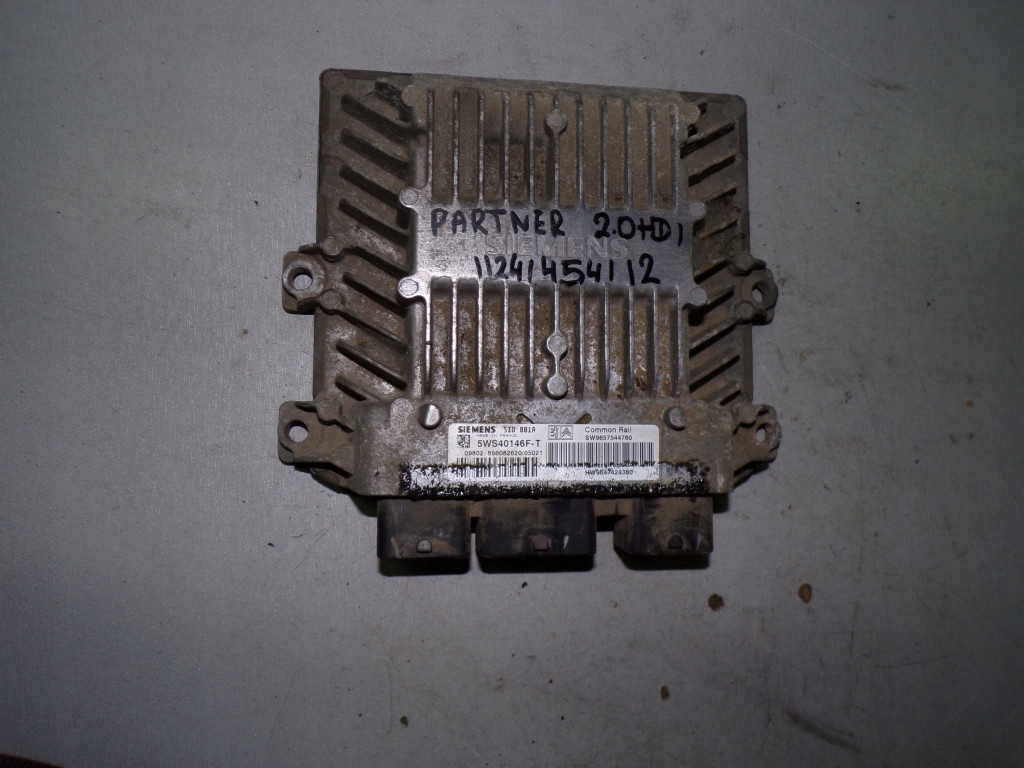 фото №1, Бортовий комп'ютер peugeot partner 2.0 hdi siemens sw9657544780
