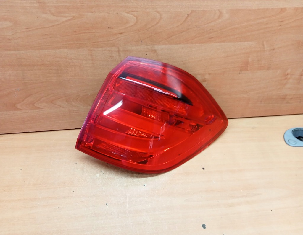 фото №1, Лампа правая задняя задняя mercedes gl x166 a1669067601