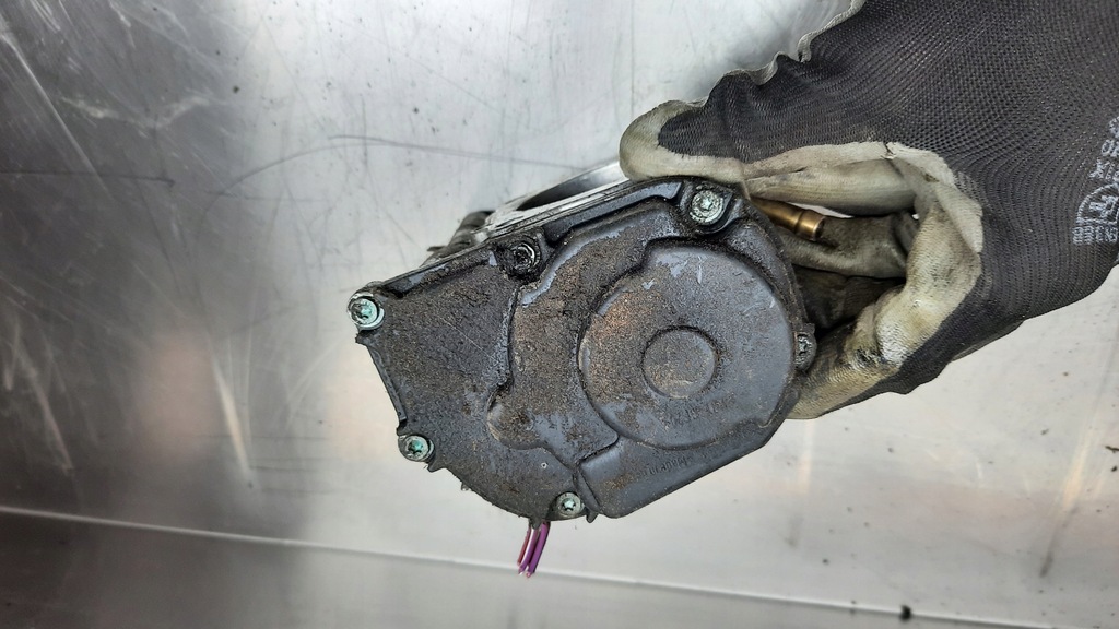 фото №5, Дроссельная заслонка audi a3 8l 98r 1.6b hb 3d