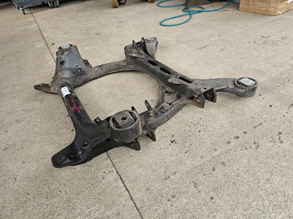 фото №7, Audi q7 4l 07r 3.0 tdi підрамник підрамник підрамник 7l0407747a