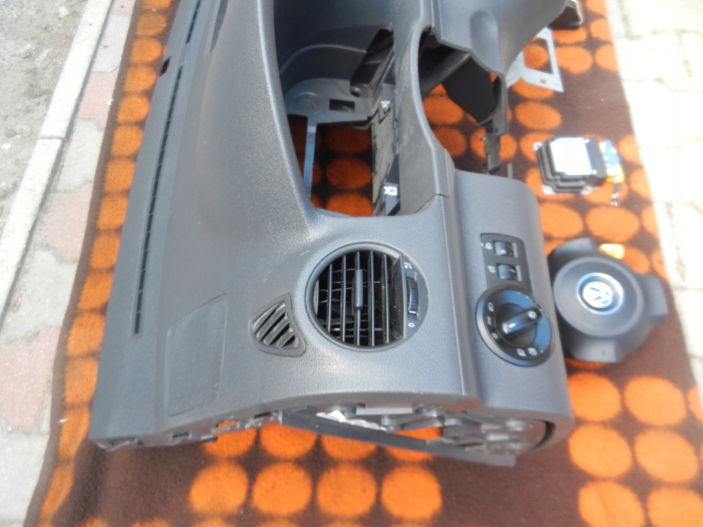 фото №7, Консоль приборная панель приборная подушки безопасности ремни модуль vw caddy iii lift 10-