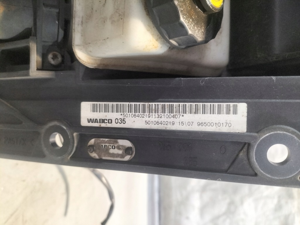 Педаль сцепления газа тормоза renault premium 450 dxi с Разборки