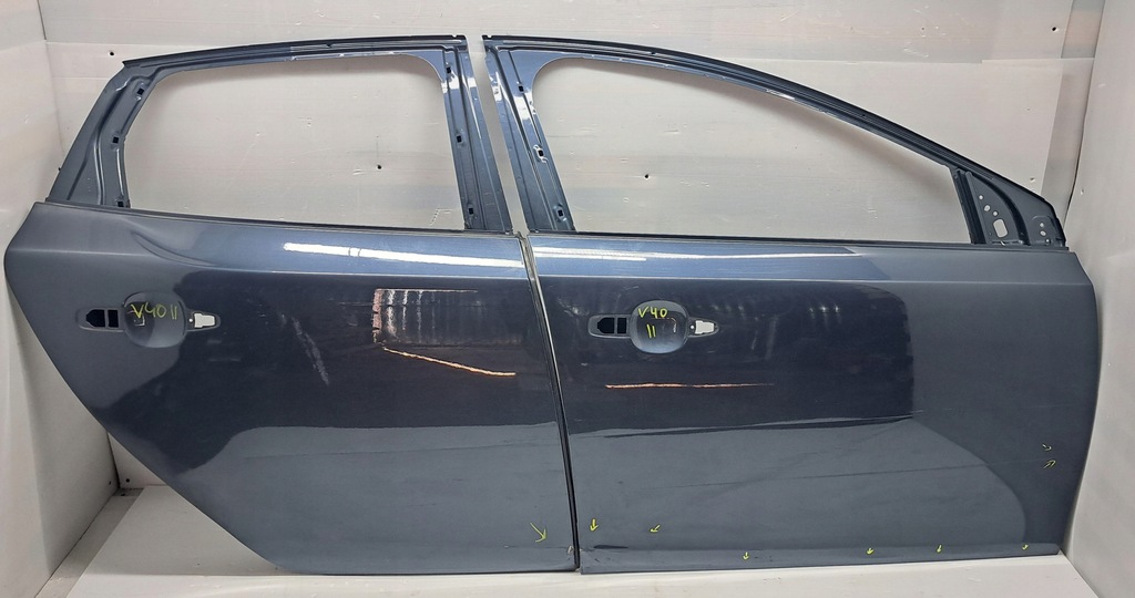 фото №13, Volvo v40 ii 2012- двері праве перед передні