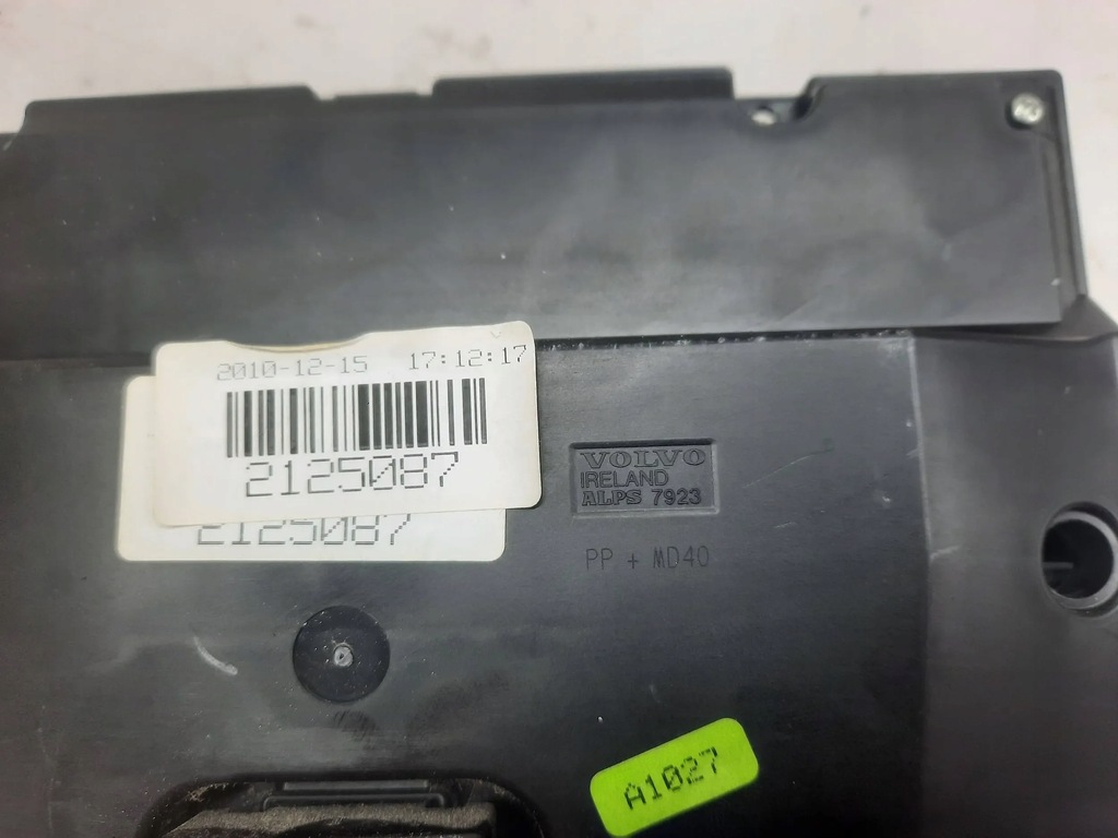 фото №5, Volvo v60 панель кондиционер кондиционера переключатель кондиционера радио 30795268