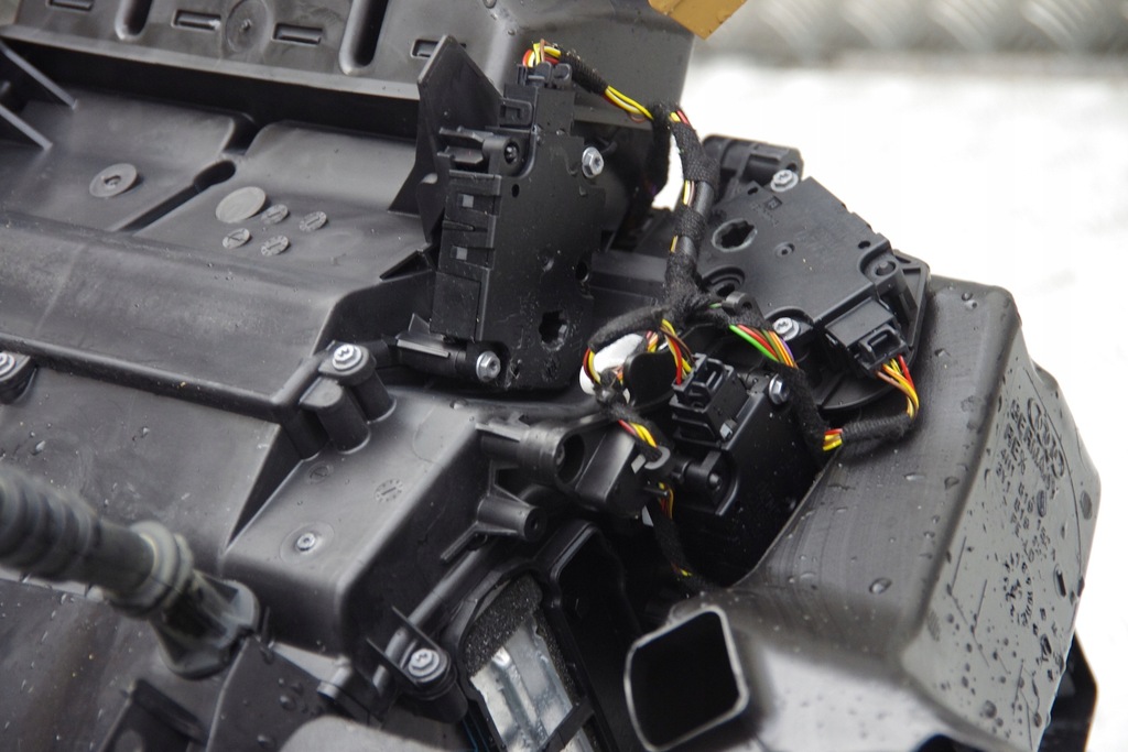 фото №8, Обігрівач комплектна audi a8 d4 lift europa