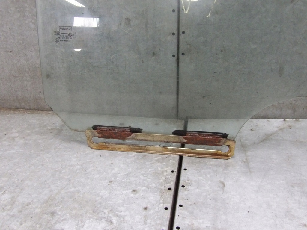 фото №4, Ford ranger скло ліва права задня 06-11 r.