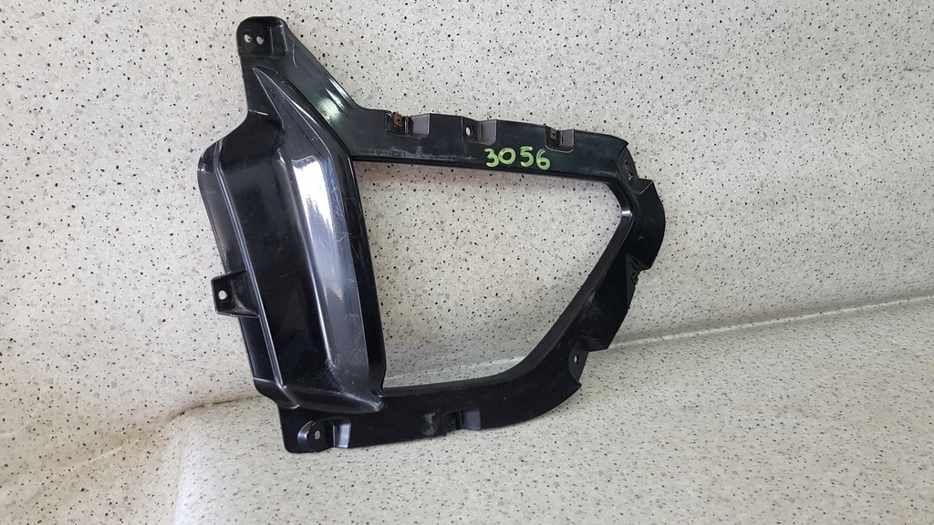 фото №1, Maserati levante gransport 2016 - правая решётка бампер перед 3056