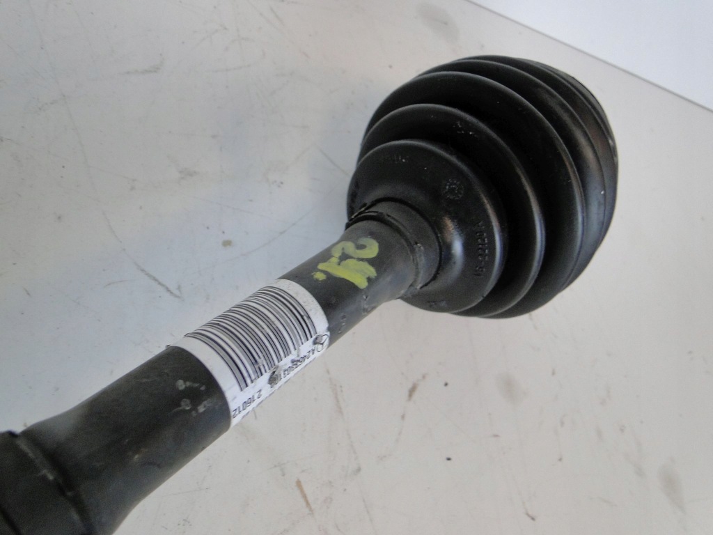 фото №4, Mercedes cla 117 w117 приводной вал передняя левая