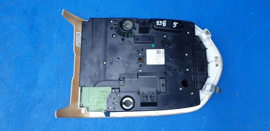 фото №8, Лампа стельовий панель porsche cayenne 7p5 958