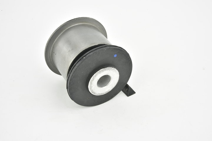 фото №2, Втулка важеля перед do jeep grand cherokee iv