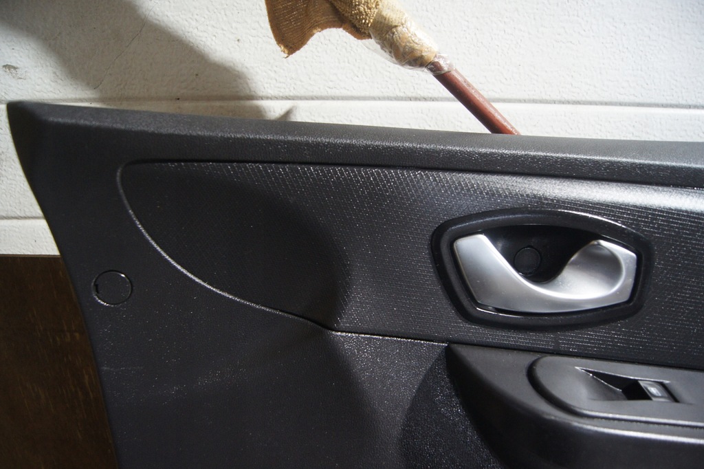 фото №7, Обшивка двері правий перед clio iv 809004456r