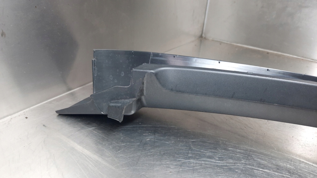 фото №9, Молдинг дверь правый перед 31407560 volvo xc60 ii