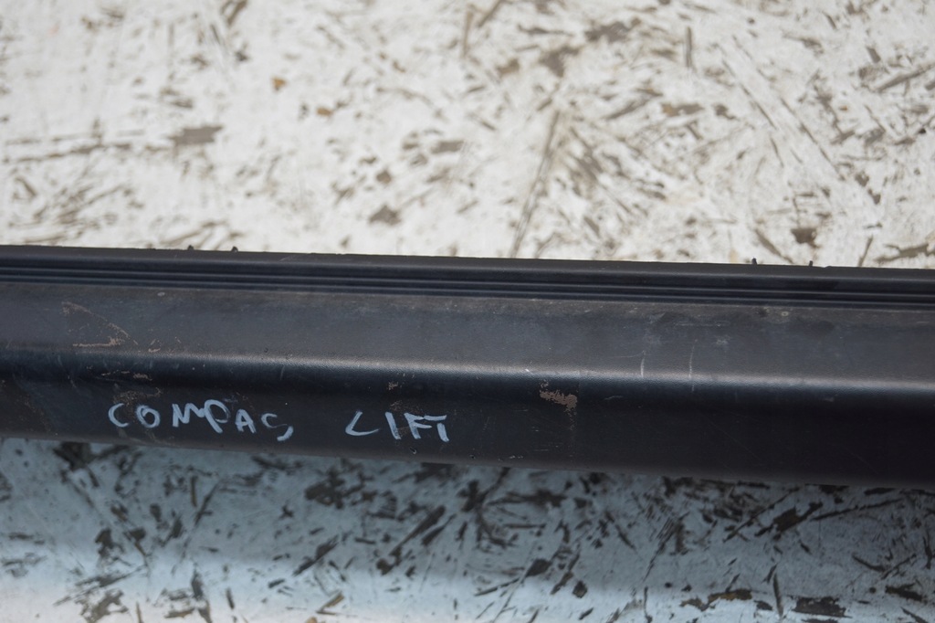 фото №10, Молдинг накладка поріг ліва jeep compass i lift 05182573ab