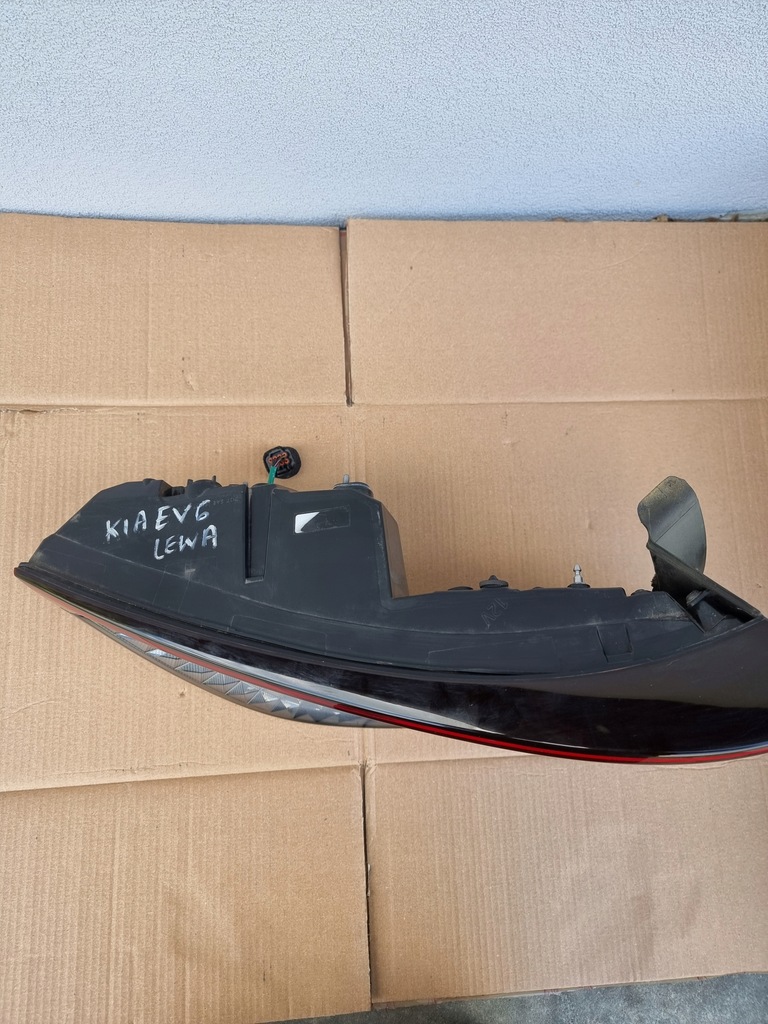 фото №8, Kia ev6 gt лампа задняя левая 22- цвет abp