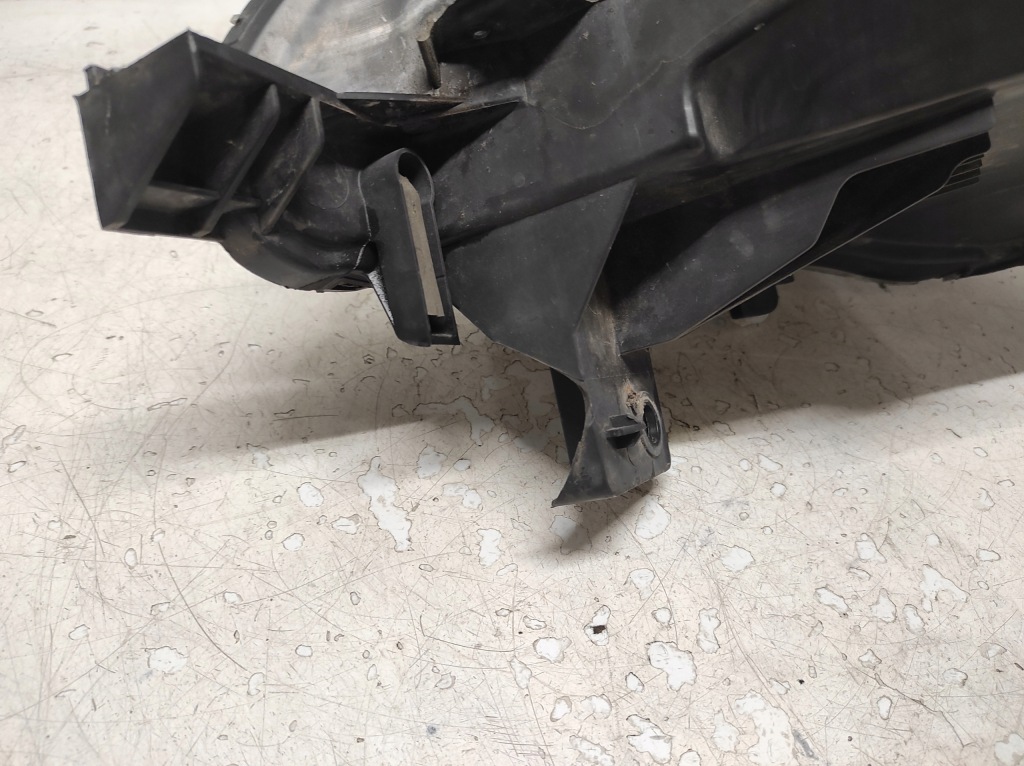 фото №8, Citroen berlingo ii 2 08- лампа правая перед 9806306580