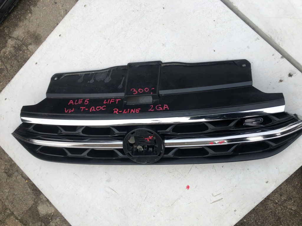 фото №2, Vw volkswagen t-roc lift r-line 2ga853651 решётка радиатора решётка радиатора хром