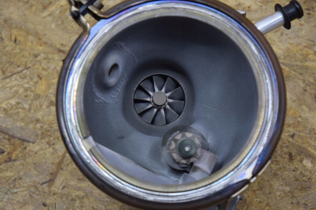 фото №9, Турбонагнетатель audi q8 q7 3.0 tfsi 22r 4486km nowa оригинал 06m145689ac