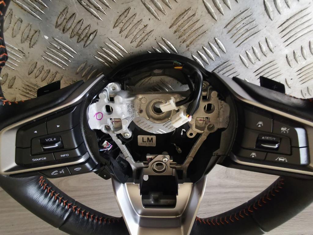 фото №9, Subaru xv ii 2017- повітропровід ladna usa пелюстки перемикання