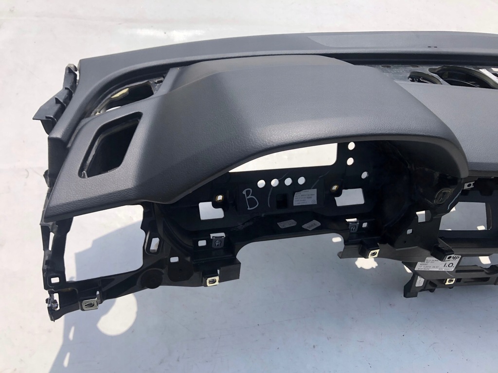 фото №5, Audi q5 80a панель приладів панель приладів консоль подушки безпеки ремені