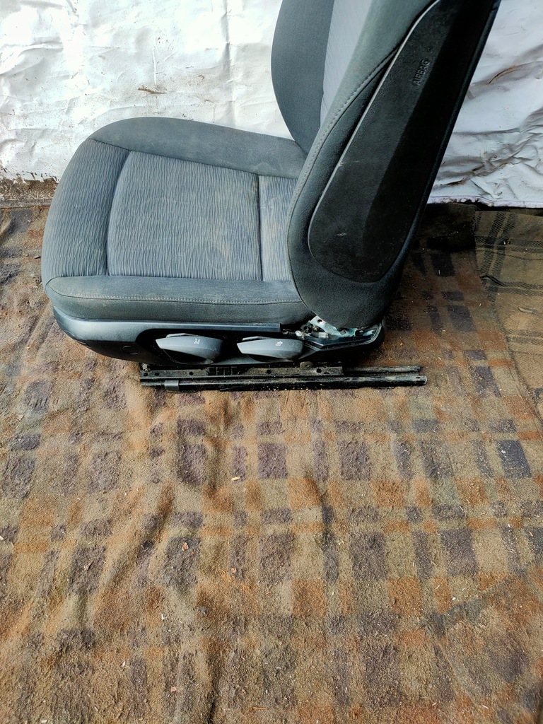 фото №6, Сиденье сиденье левый перед e87 lift 5дверь