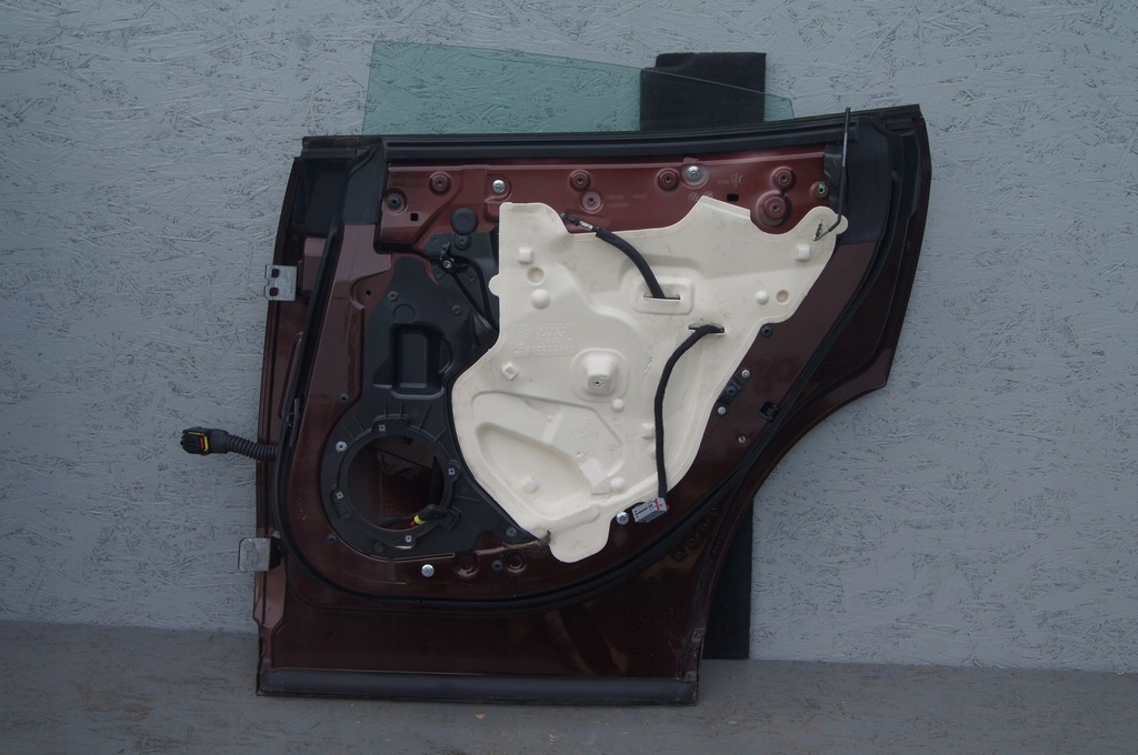 фото №11, Maserati levante дверь задняя задние правое