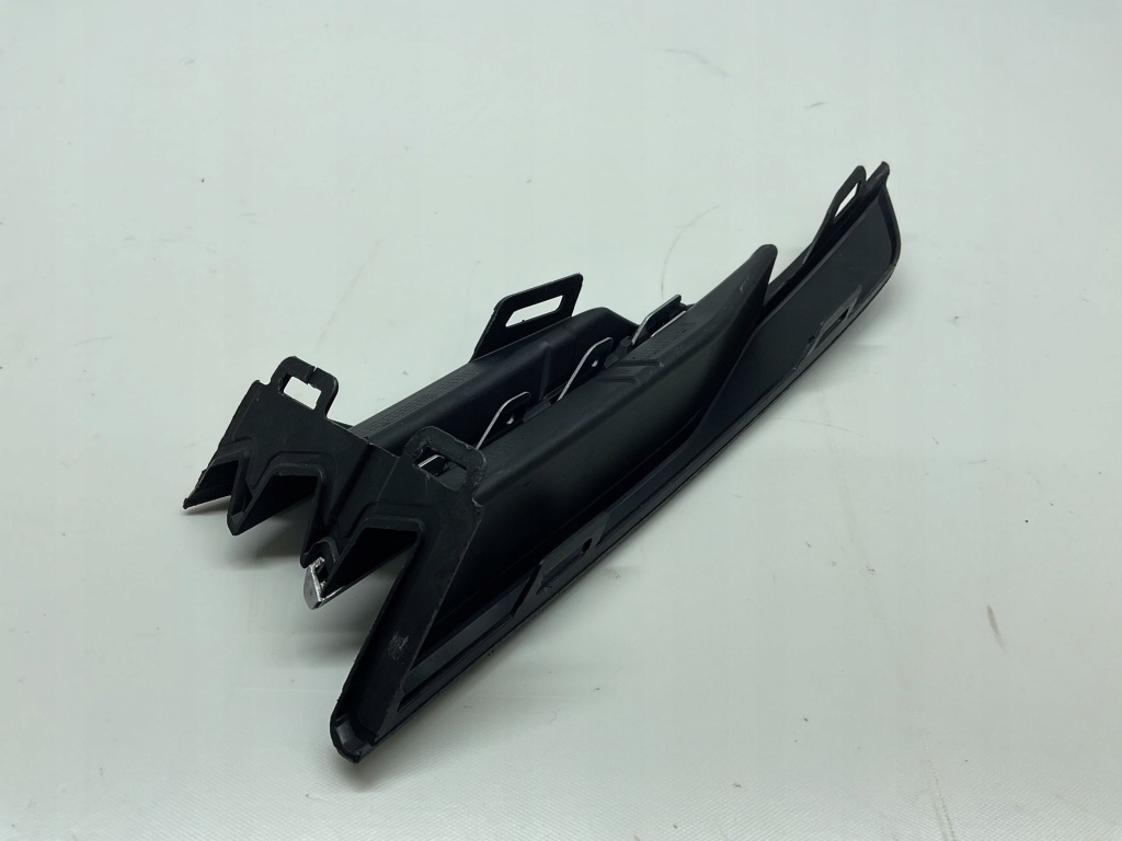 фото №6, Vw golf vii sportsvan lift 2018 - решётка правая бампера перед 510853666j