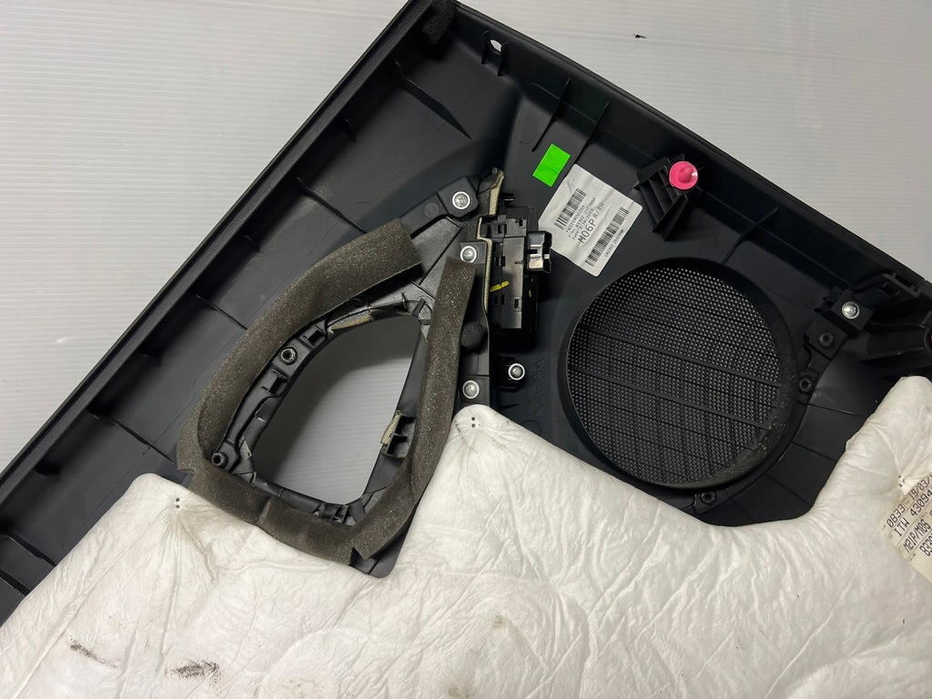 фото №8, Обивка обшивка задняя правый hyundai ix35 09- 83302-2y0209p