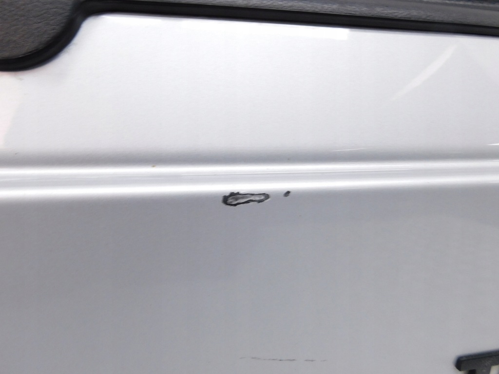 фото №8, Крышка багажника задняя борт - land rover discovery iii 04-09