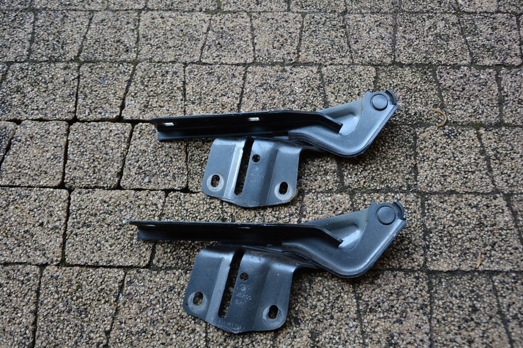 фото №9, Петля капот правий ld7x vw jetta 5c6823302a