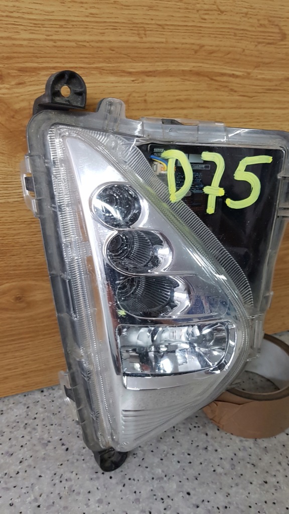 Toyota prius iv 4 2016 - led drl левый d 75 Цена