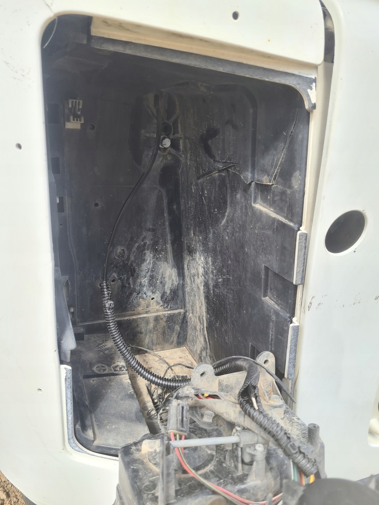 фото №9, Фара лампа панель фары правый volvo fh fm 9 12 13