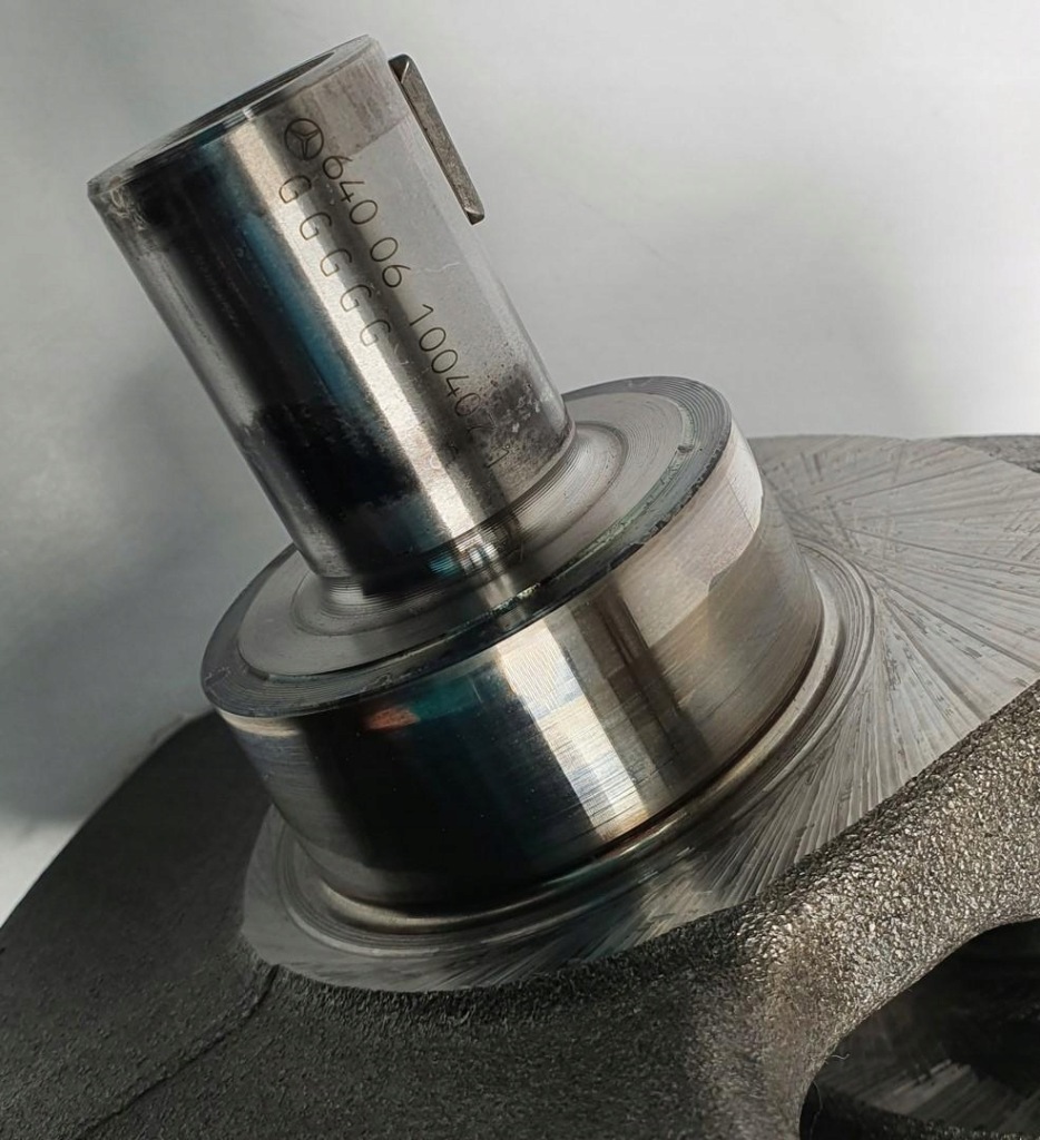 Wał колінчастий mercedes w245 2.0 cdi 6400610040 Недорого