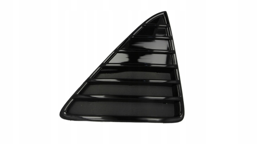 фото №3, Решётка радиатора заглушка бампера решётка радиатора ford focus mkiii 3