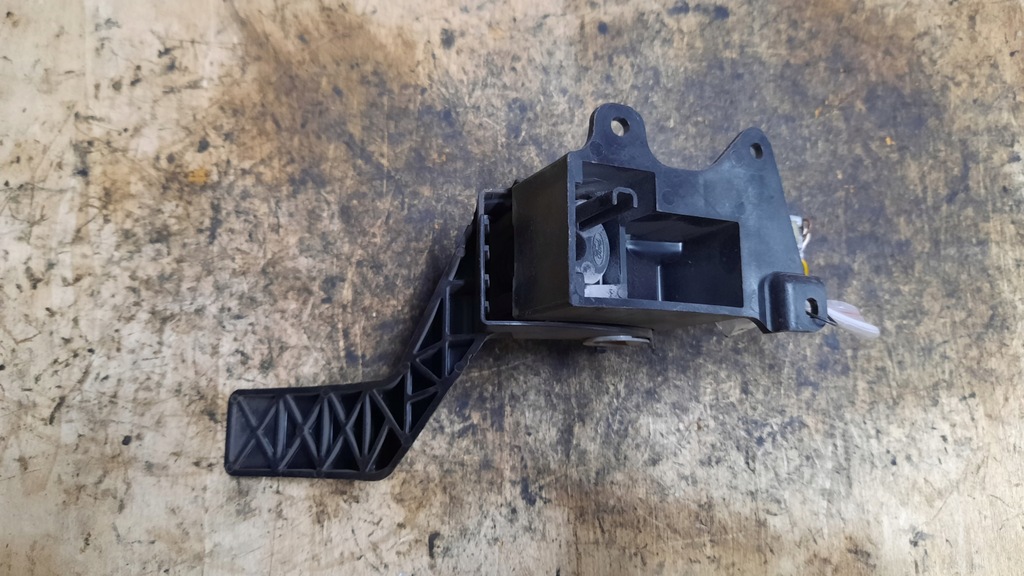 фото №4, Потенціометр газу ford focus 1.8d 04r